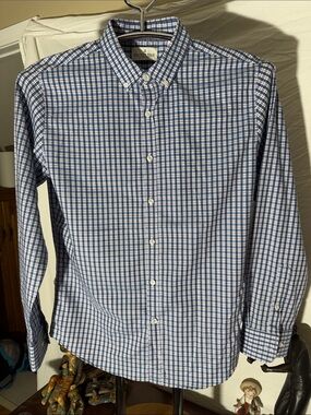 Button-Down Checked Shirt in Blue and White - Casual Men's Wear